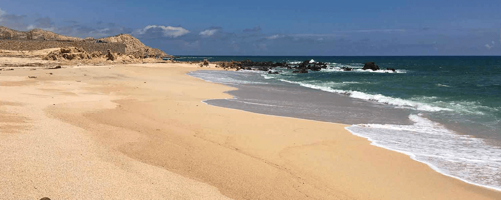 Las Viudas Beach in Los Cabos with Blue Flag Certificate