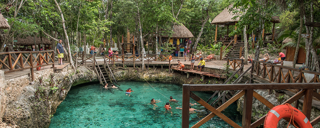 Cenote en el Tour de Tulum de Solaris