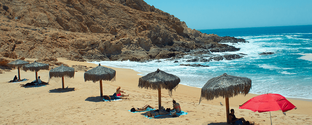 Playa yansta maria en los cabos turistas